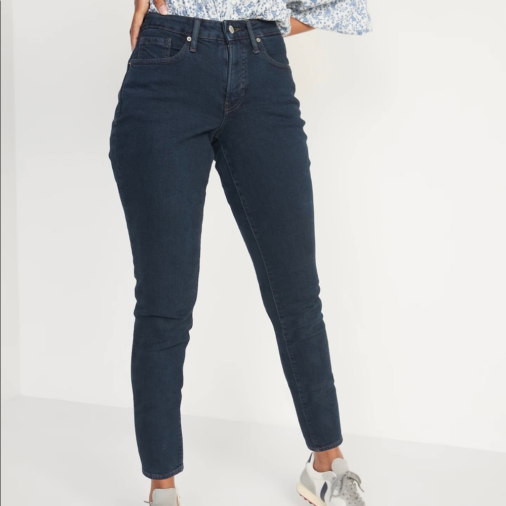 ***NEW*** Size 6P- Curvy High-Waisted O.G. Straight Dark-Wash Jeans for Women